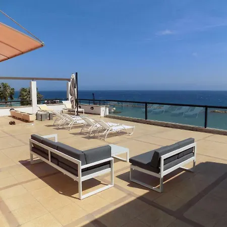 Apartment 3b Beachfront Large Pool Penthouse Apollonia Beach *