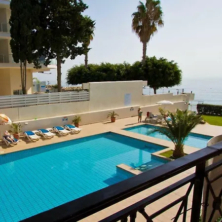 Apartment 3b Beachfront Large Pool Penthouse Apollonia Beach