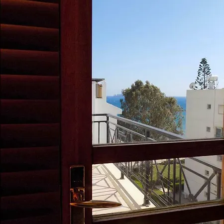 3b Beachfront Large Pool Penthouse Apollonia Beach Limassol